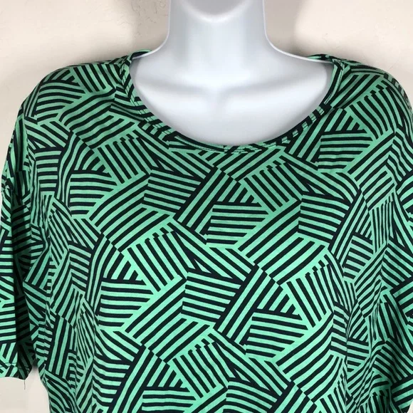 NWT LuLaRoe Irma green and blue geometric print top size xs - Picture 2 of 11
